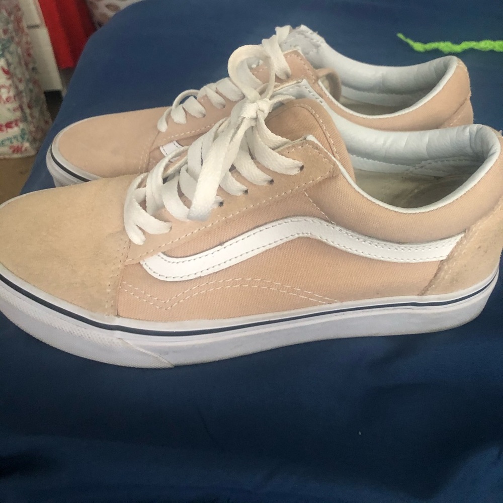 nude vans